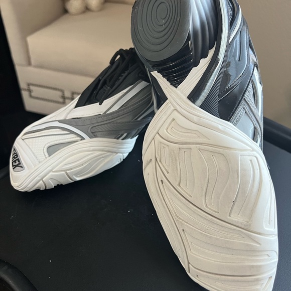 Balenciaga designer women tennis shoes size 39 - Picture 3 of 7